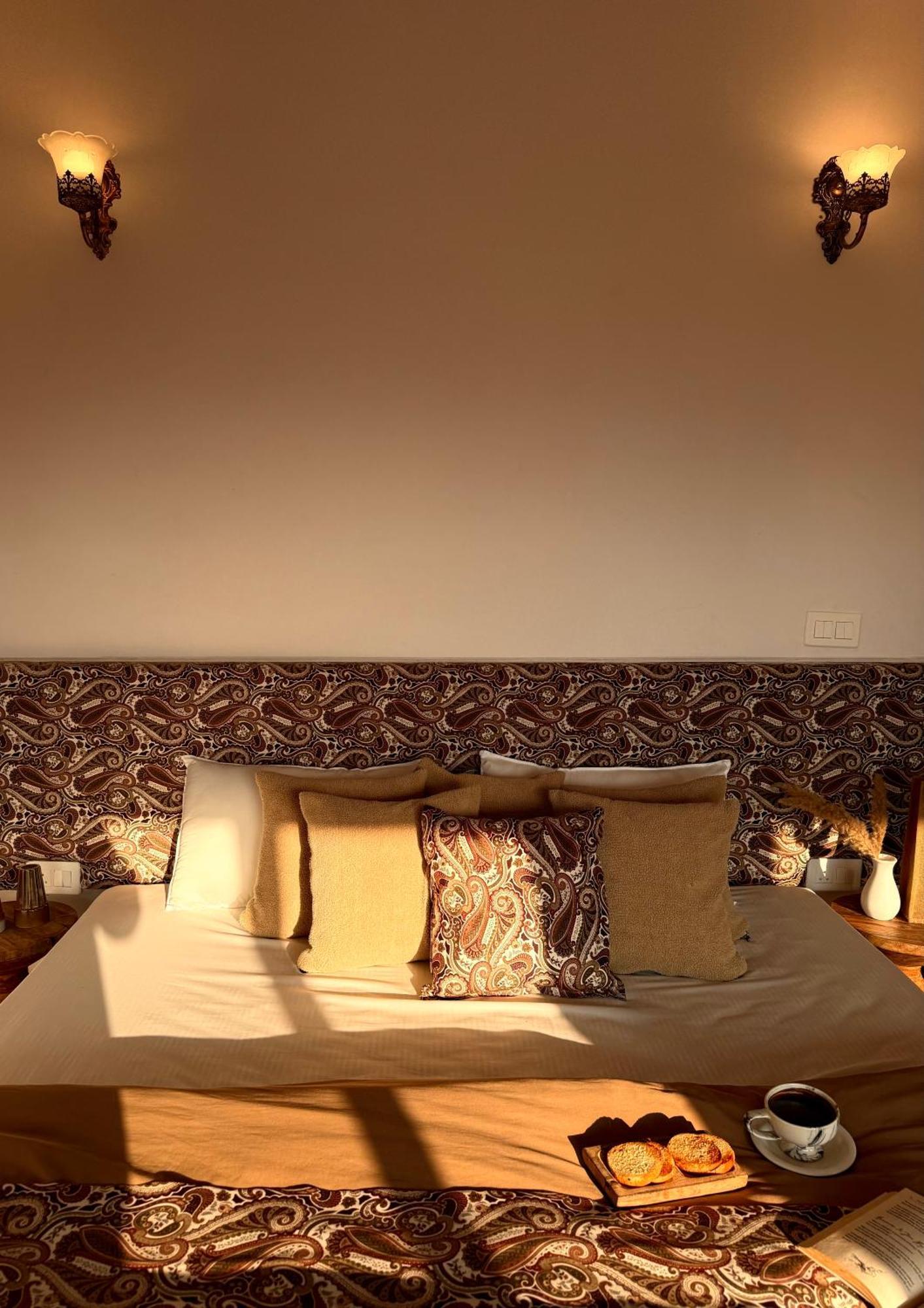 Nazaara -Thhpsociety - Mukteshwar - Witness The View From Your Bed Exterior photo