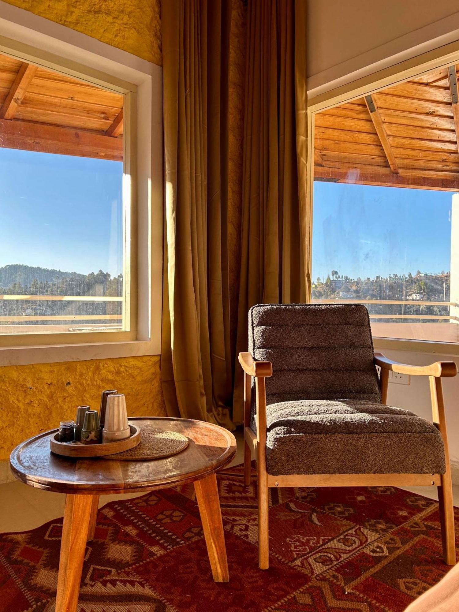 Nazaara -Thhpsociety - Mukteshwar - Witness The View From Your Bed Exterior photo